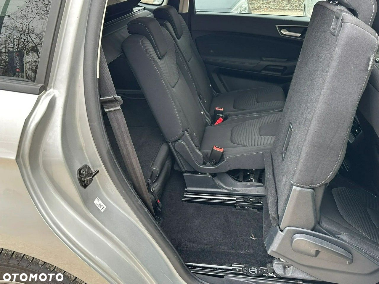 Ford S-Max - 15