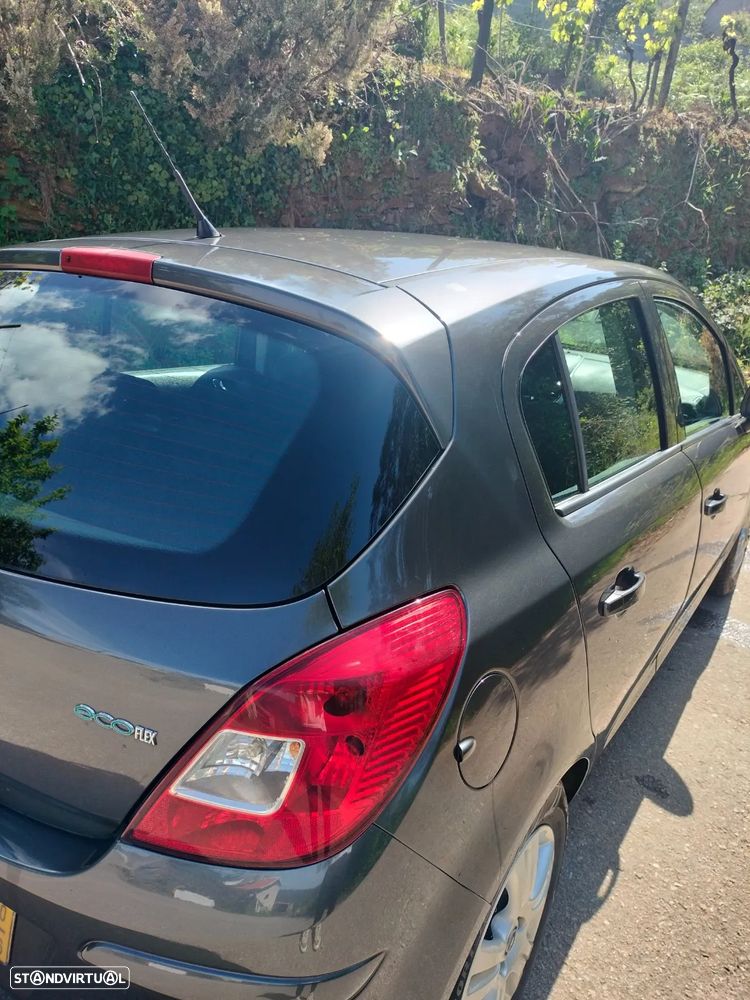 Opel Corsa 1.3 CDTI Enjoy EcoFLEX - 9
