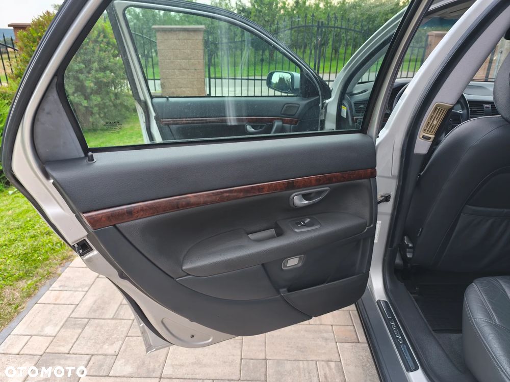 Volvo S80 2.4D Momentum - 29