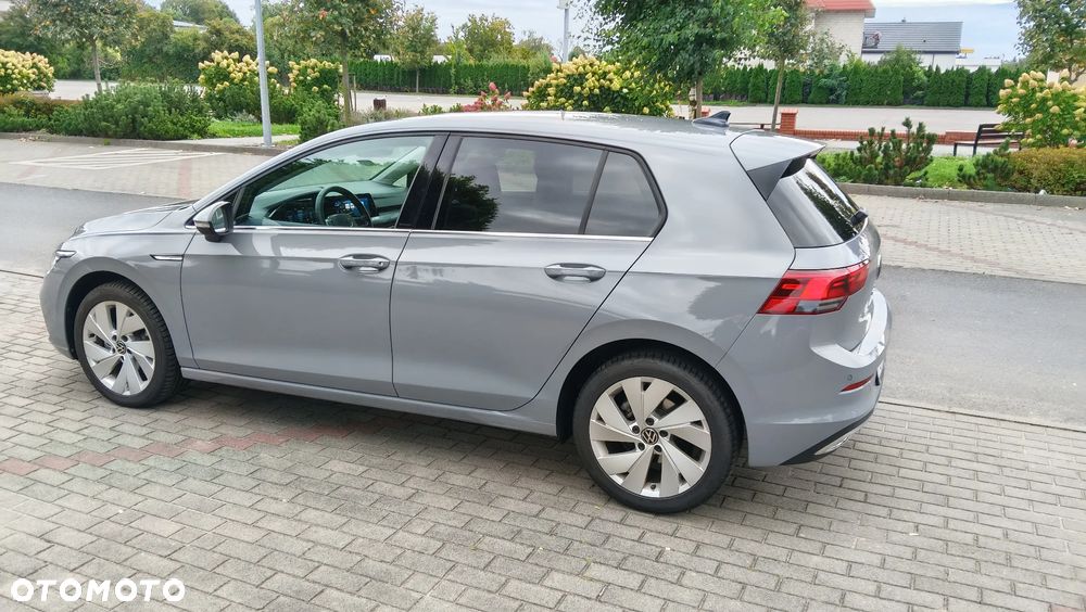 Volkswagen Golf VIII 1.5 TSI EVO Style - 9