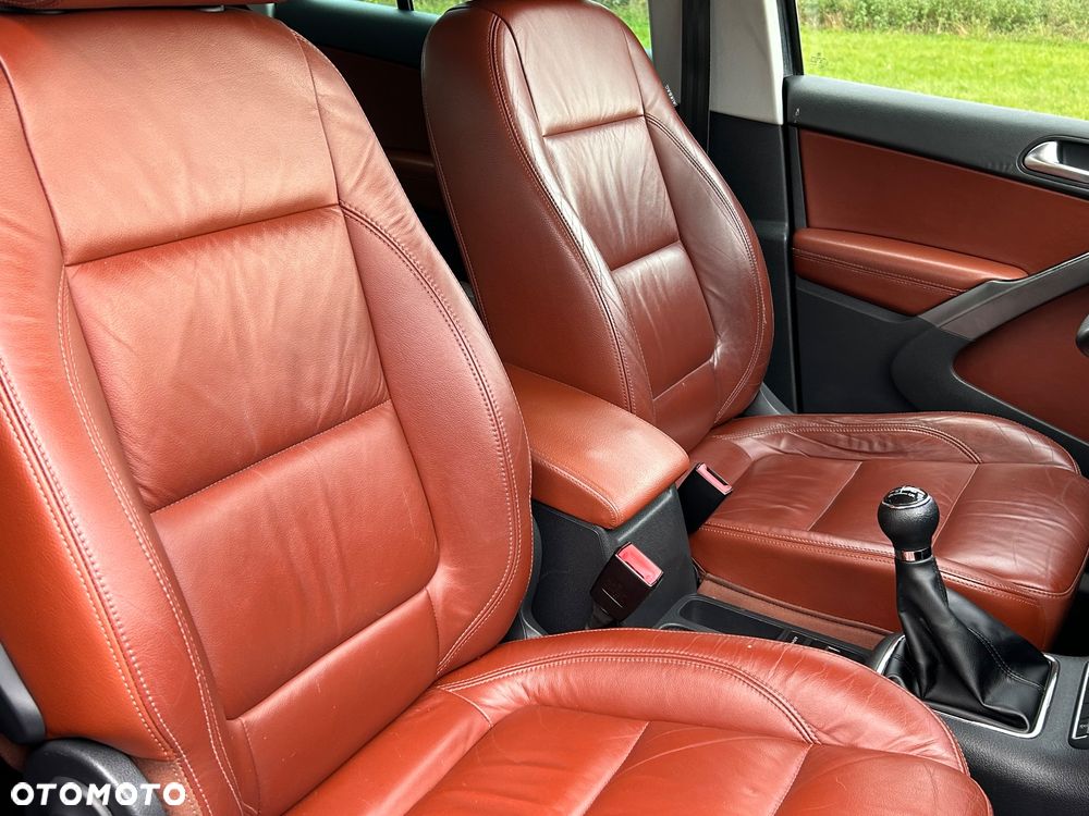 Volkswagen Tiguan - 33