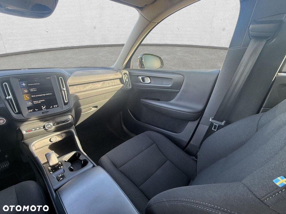 Volvo XC 40 T3 Momentum Core - 17