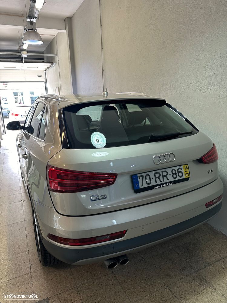 Audi Q3 2.0 TDI Design - 6