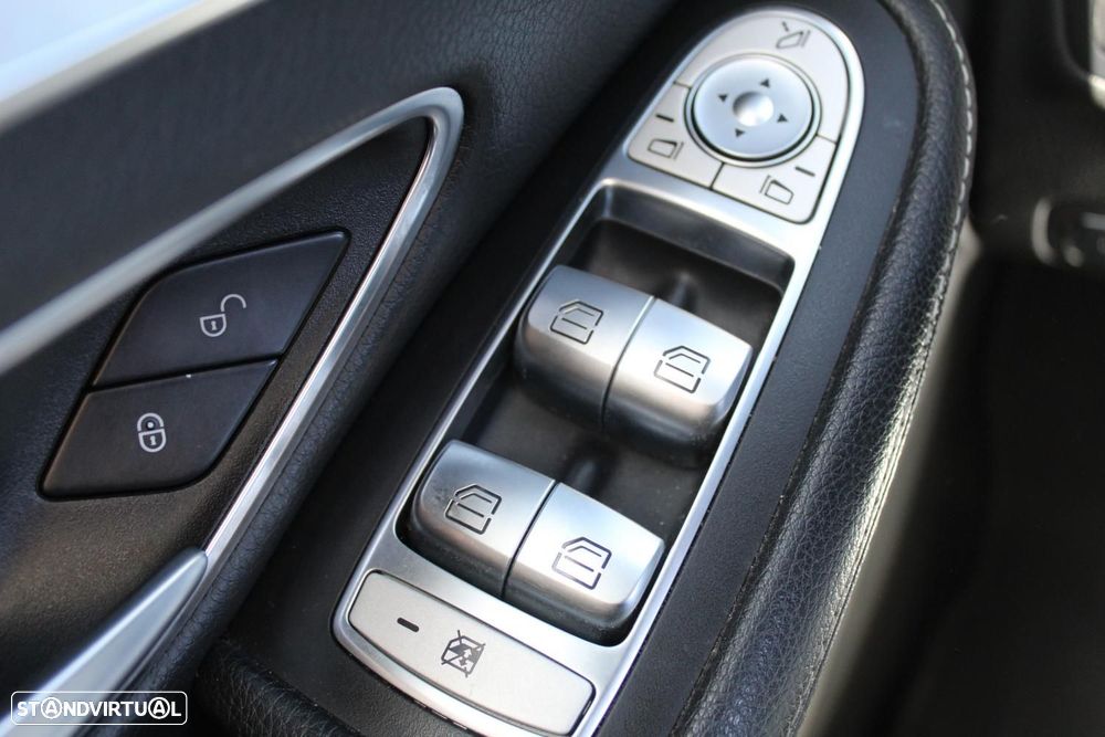 Mercedes-Benz C 200 d Station 7G-TRONIC AMG Line - 14