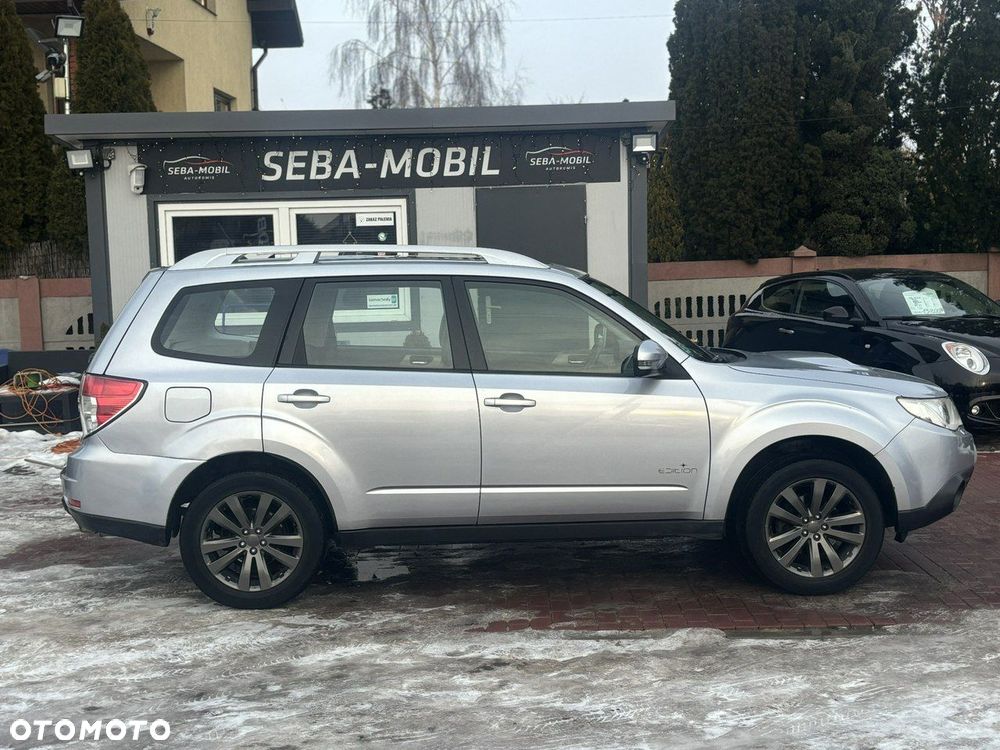 Subaru Forester 2.0 D Exclusive - 6