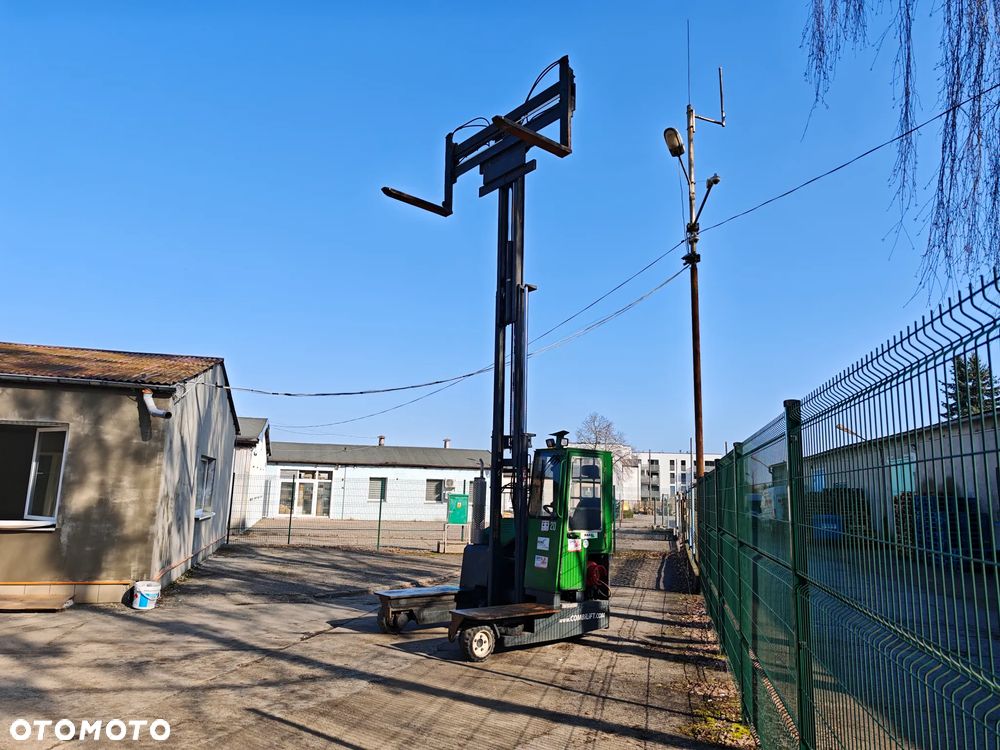 Combilift CZTEROKIERUNKOWY - WIELOKIERUNKOWY | COMBILIFT C3000 | GAS | TRIPLEX 5550MM - 4