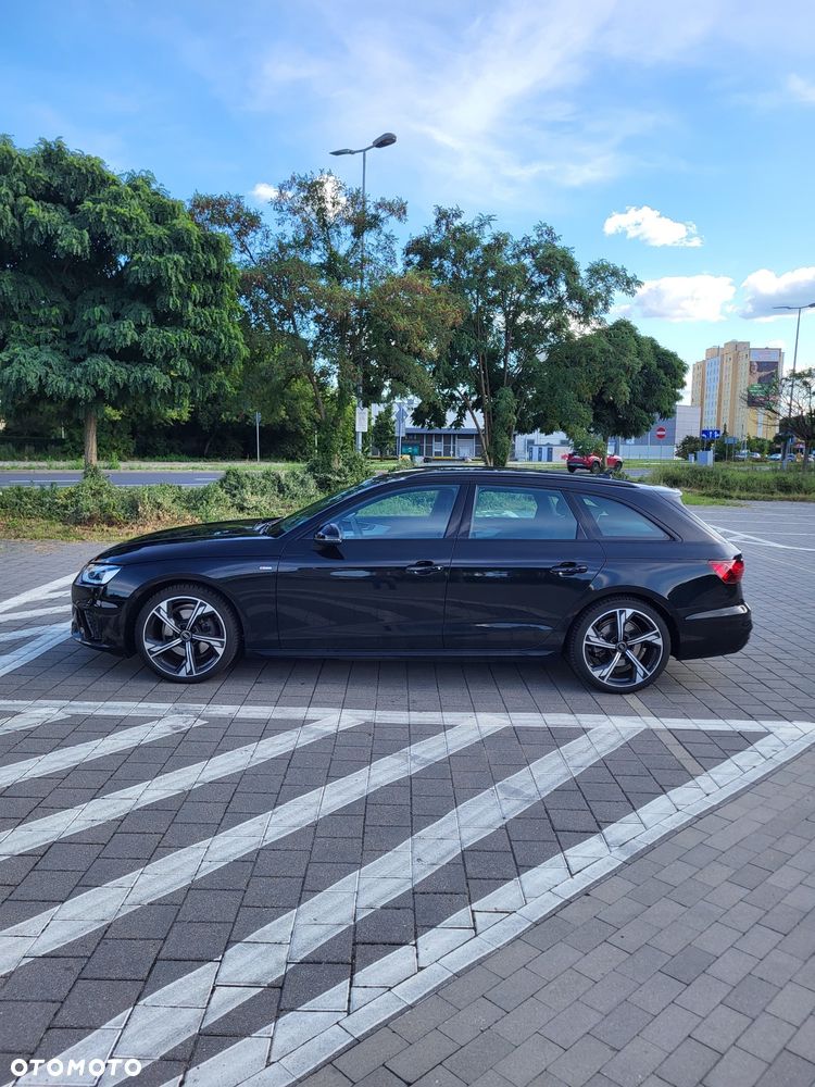 Audi A4 Avant 35 TFSI mHEV S Line S tronic - 1