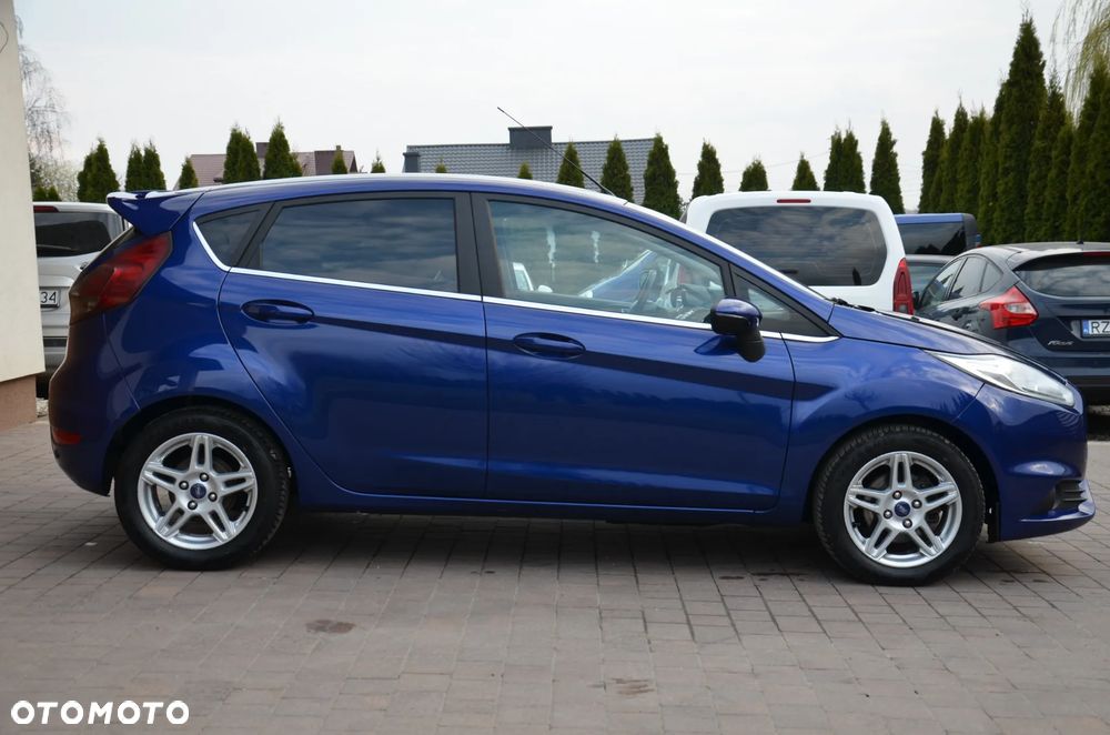 Ford Fiesta 1.0 EcoBoost STart-Stop Titanium - 4