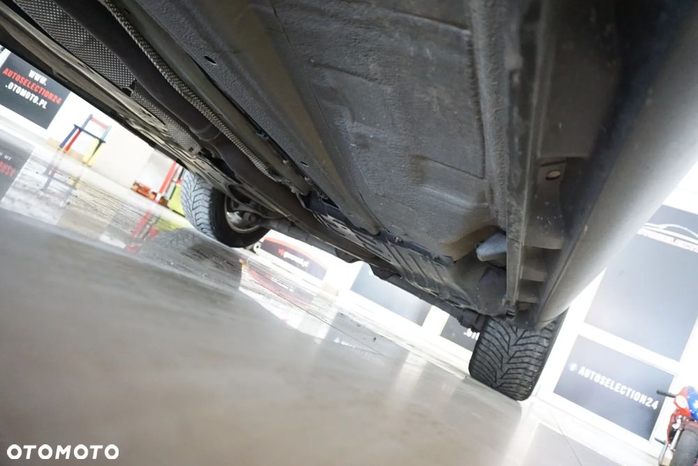 Volvo XC 70 D4 Geartronic Kinetic - 16