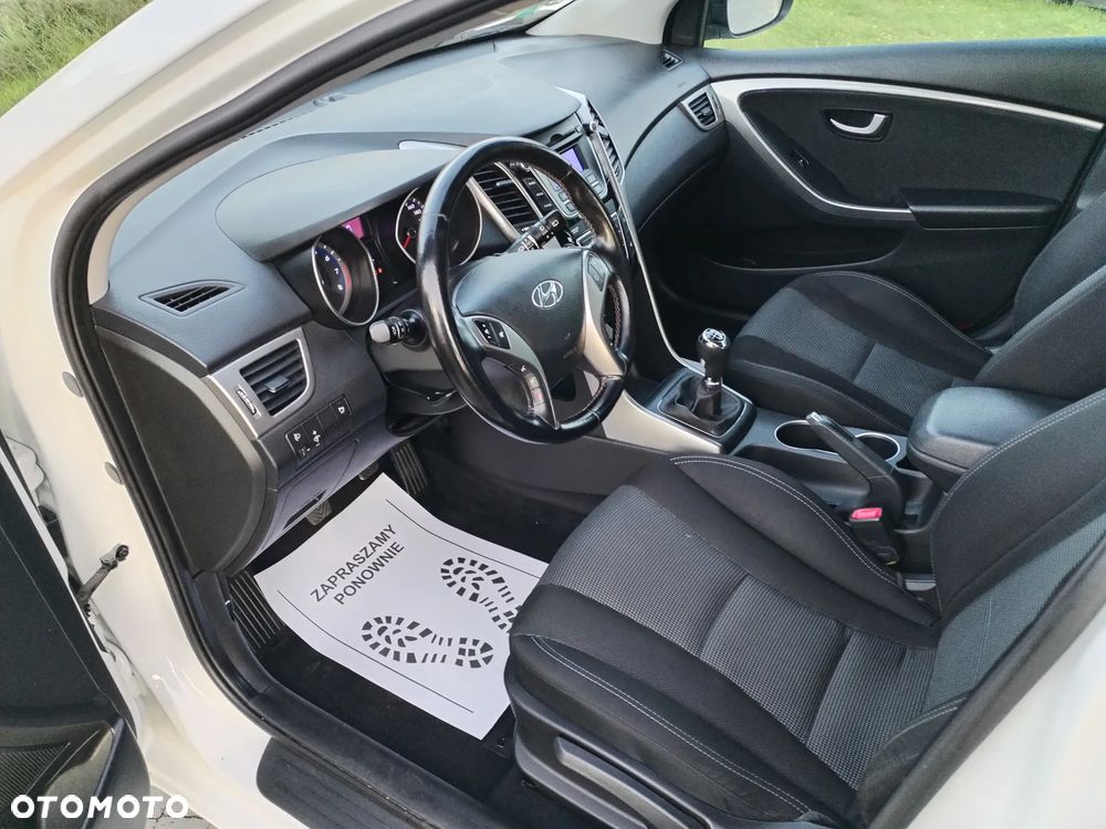 Hyundai i30 - 25