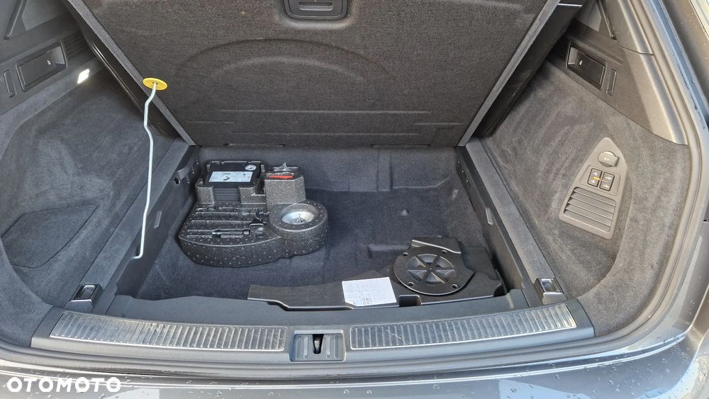 Volkswagen Touareg 3.0 V6 TDI SCR 4Mot R-Line - 33