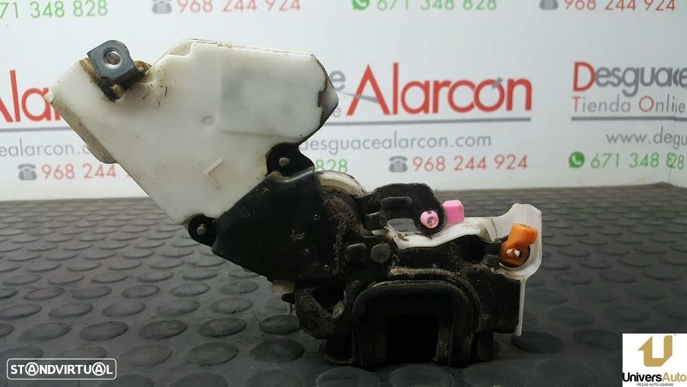 FECHADURA PORTA TRASEIRA DIREITA NISSAN ALMERA (N15) GX - 2