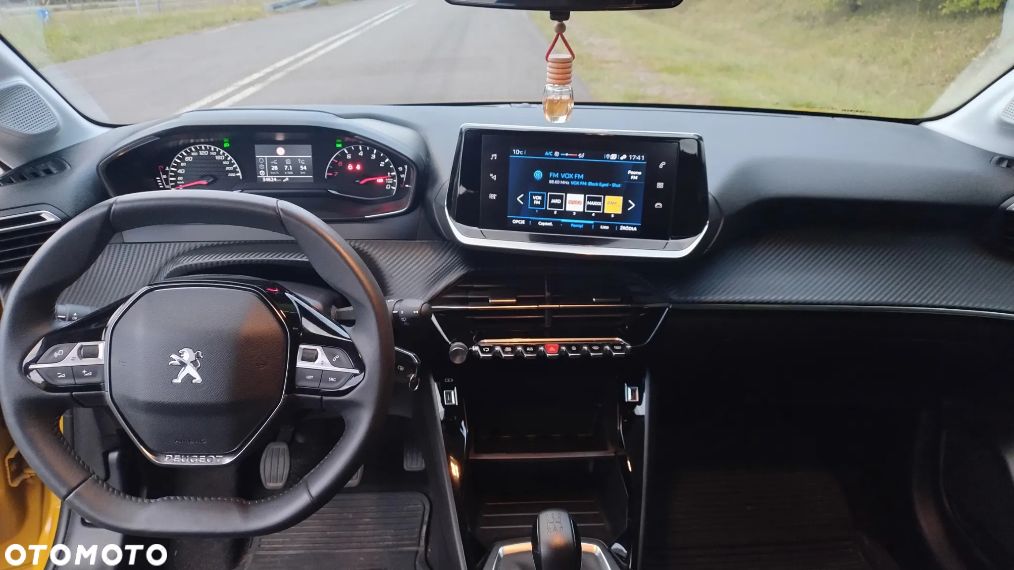 Peugeot 208 1.2 PureTech Allure S&S - 8
