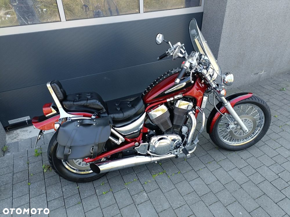 Suzuki Intruder - 2