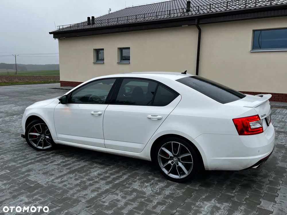 Skoda Octavia 2.0 TSI RS DSG - 7
