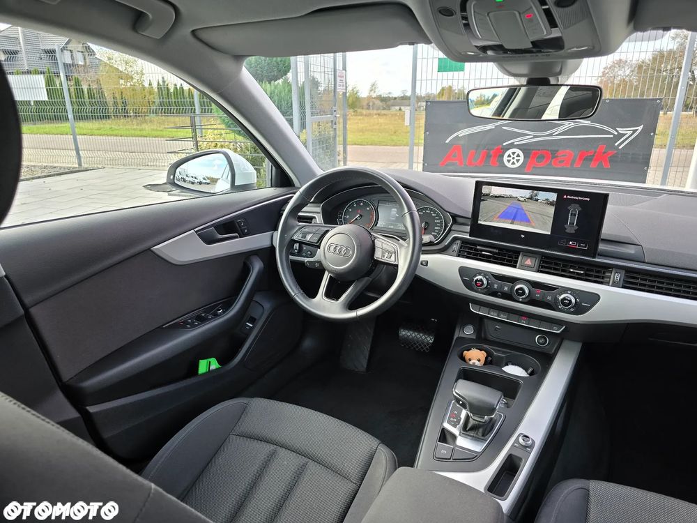 Audi A4 Limousine - 23