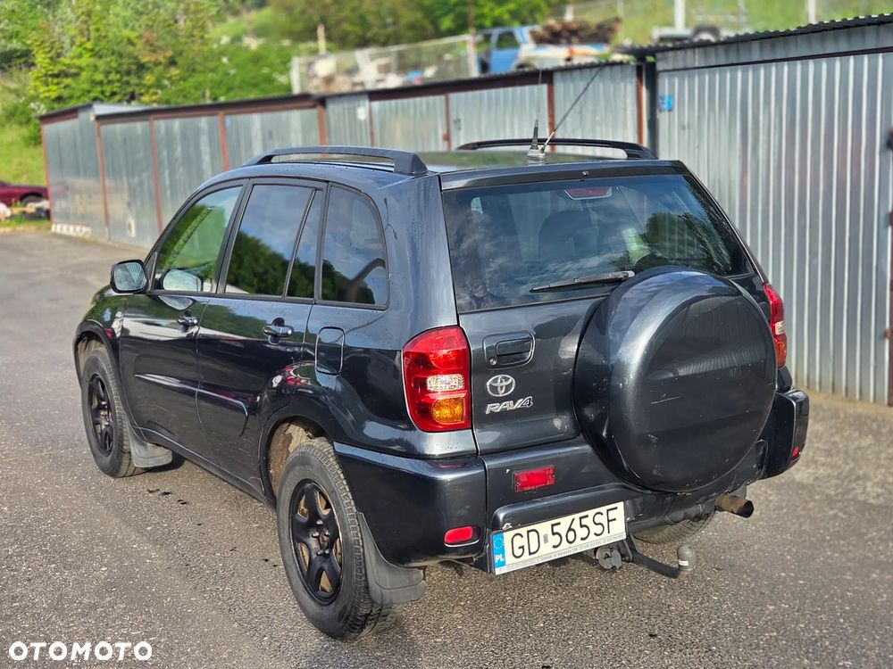 Toyota RAV4 2.0 D-4D 4x4 - 3