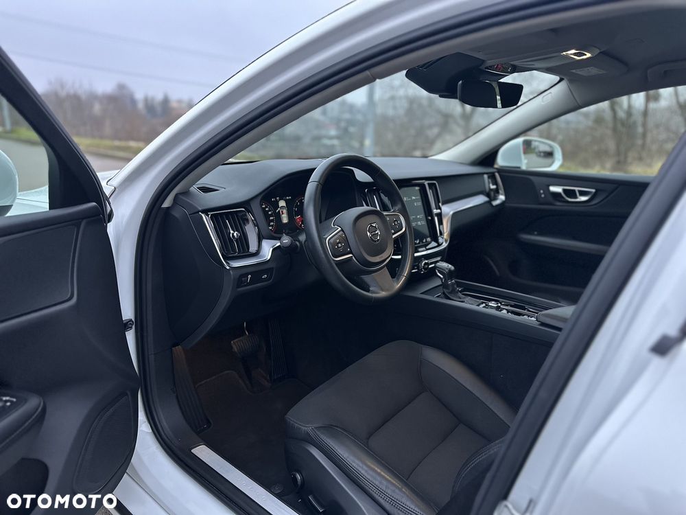 Volvo V60 T4 Geartronic Momentum Pro - 8