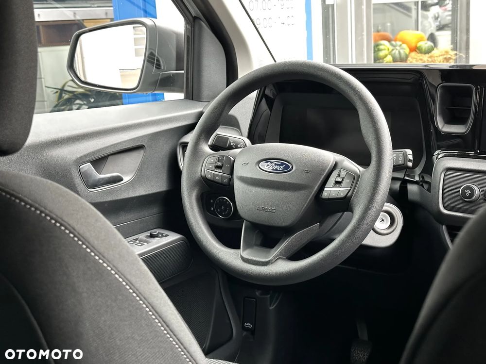 Ford Transit Courier 1.0 EcoBoost Trend - 17