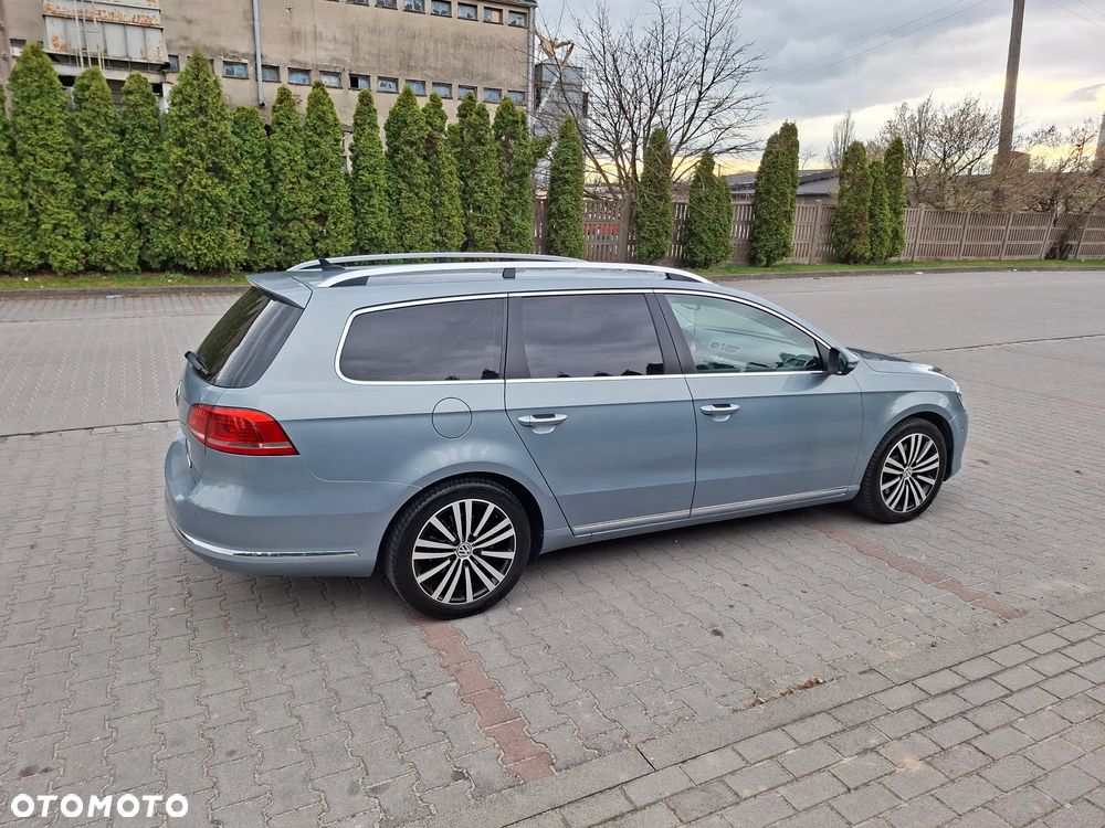 Volkswagen Passat 2.0 TDI Comfortline DSG - 25