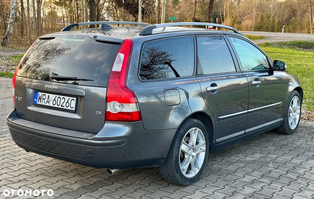 Volvo V50 2.4D5 Momentum - 10