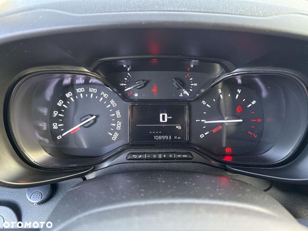 Toyota PROACE CITY - 12