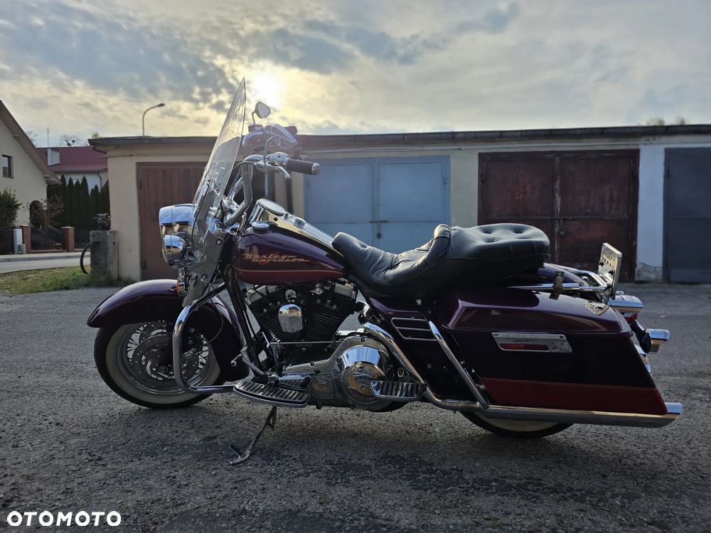 Harley-Davidson Touring Road King - 11
