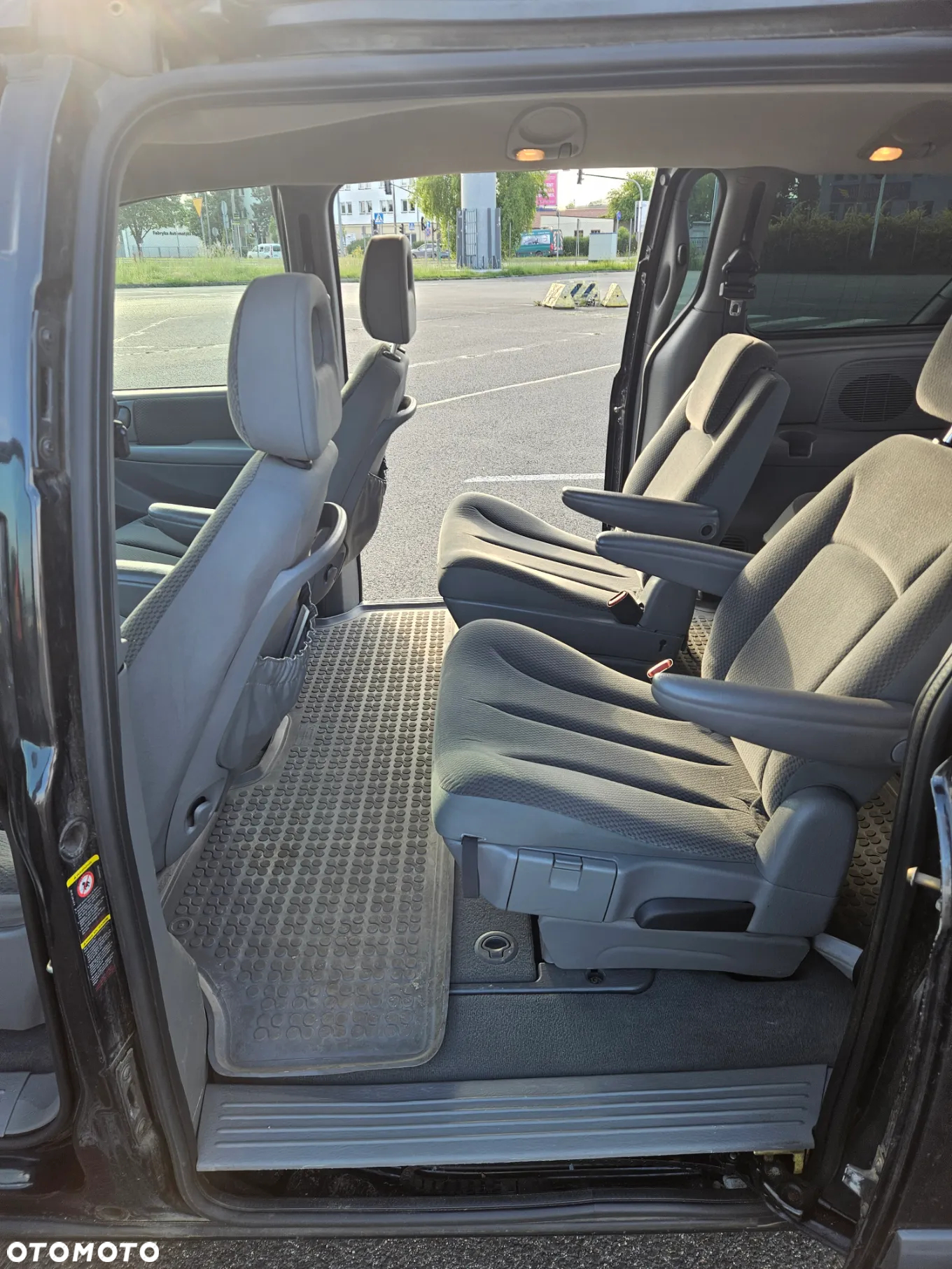 Chrysler Grand Voyager - 13