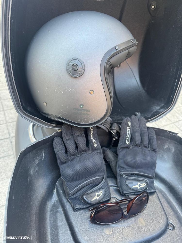 Vespa GTS Super Supersport - 9