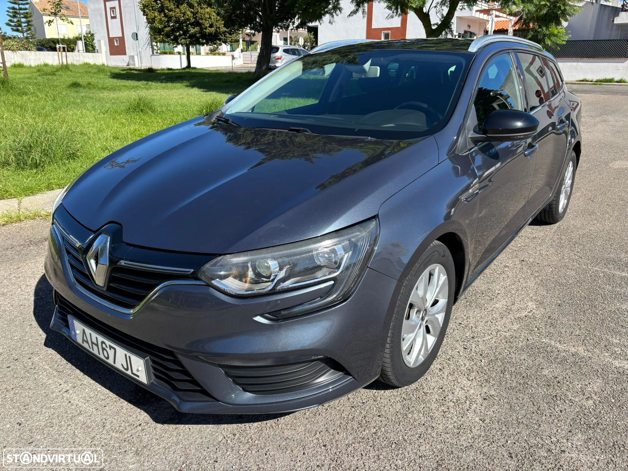 Renault Mégane Sport Tourer 1.5 Blue dCi Limited J17 - 1