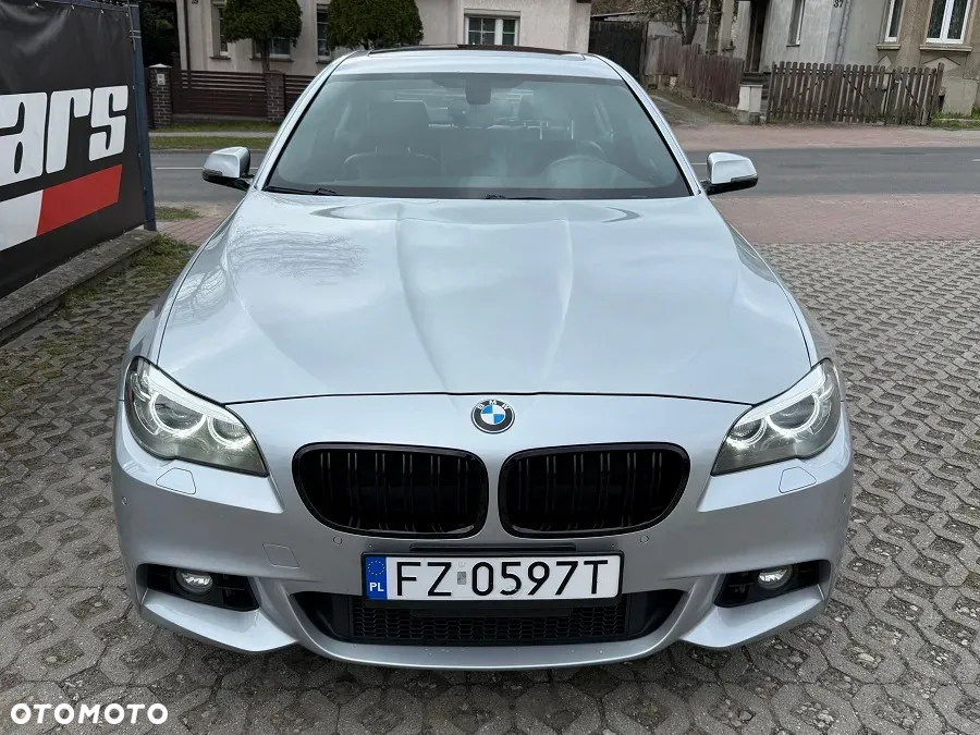 BMW Seria 5 528i xDrive - 2