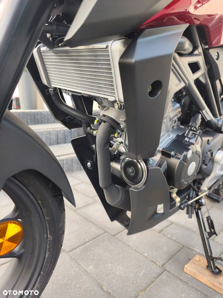 Honda CB - 23