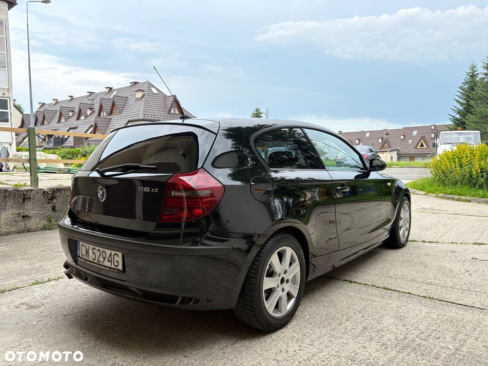 BMW Seria 1 116d - 5