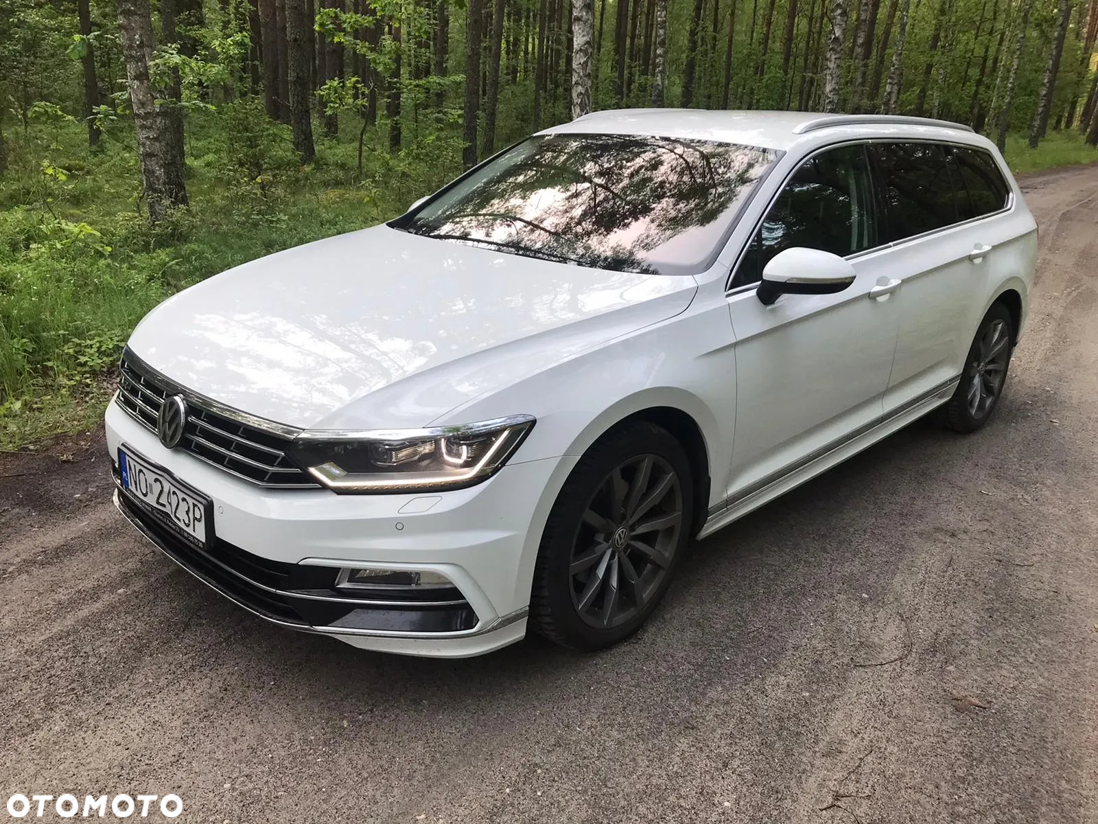 Volkswagen Passat - 3