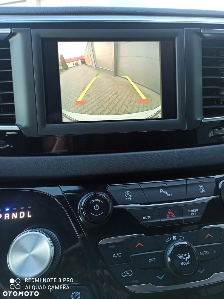 Chrysler Pacifica - 19