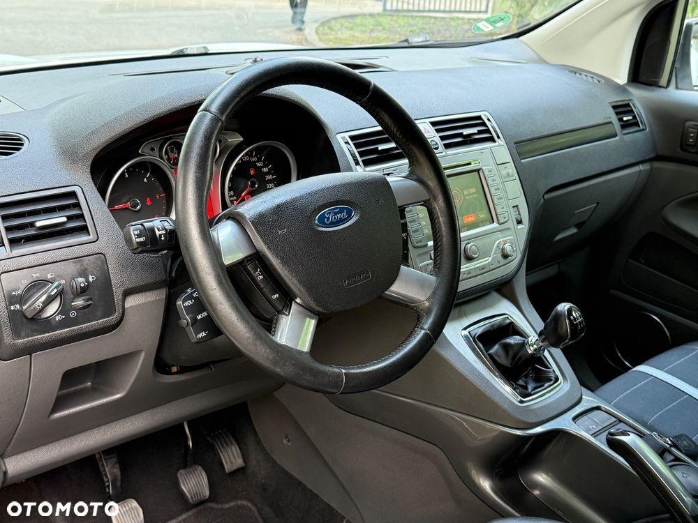 Ford Kuga 2.0 TDCi Titanium - 18