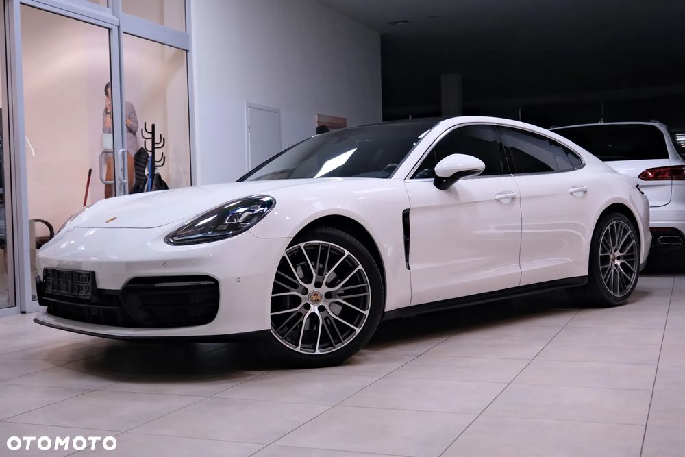 Porsche Panamera Standard - 8