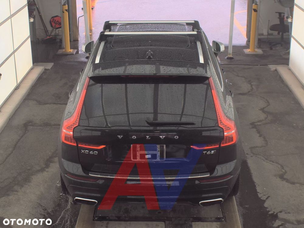 Volvo XC 60 T6 AWD Geartronic RDesign - 5