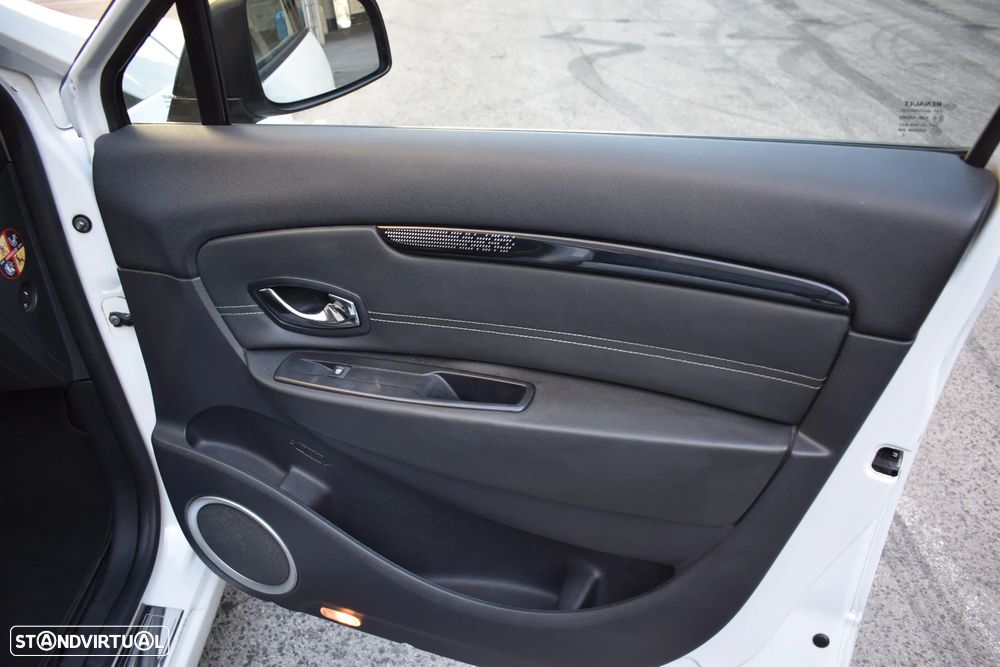 Renault Scénic 1.5 dCi Luxe - 24