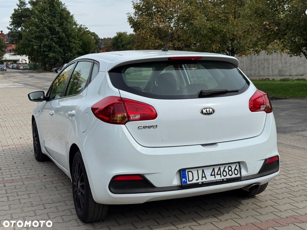 Kia Ceed 1.4 M - 13