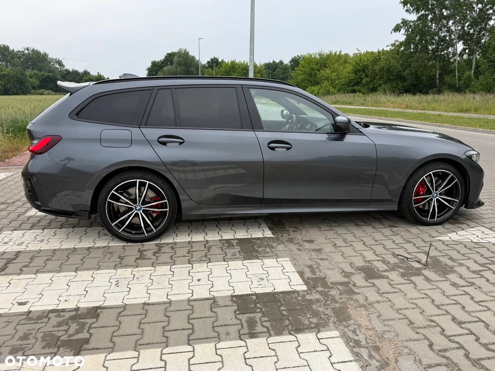 BMW Seria 3 320d xDrive M Sport Shadow - 17