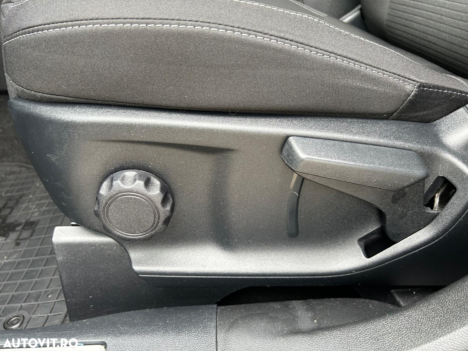 Ford Kuga 2.0 EcoBlue A8 AWD Titanium - 18