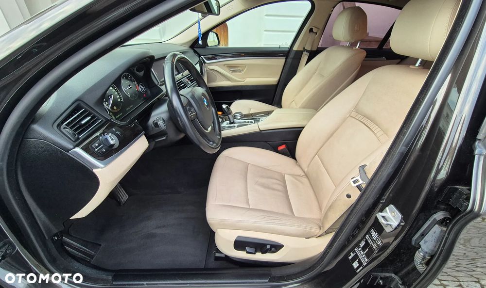 BMW Seria 5 520d Luxury Line - 6