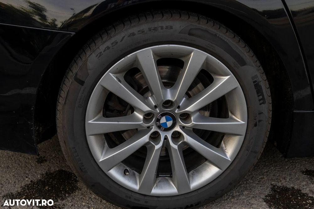 BMW Seria 5 520d Luxury Line - 15