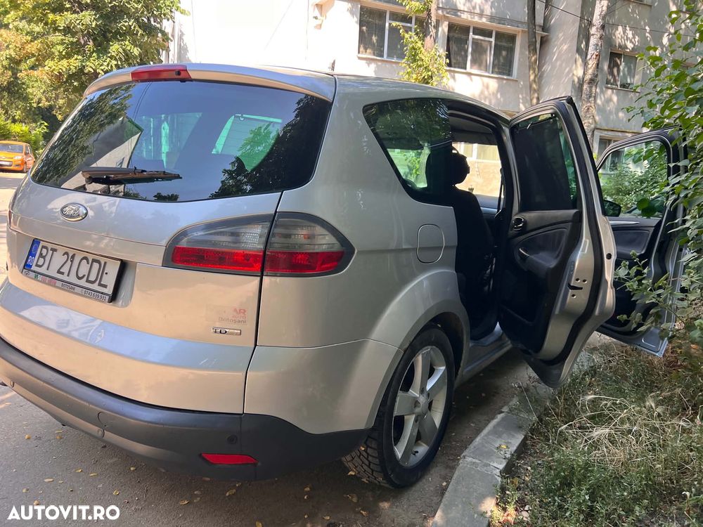 Ford S-Max - 4