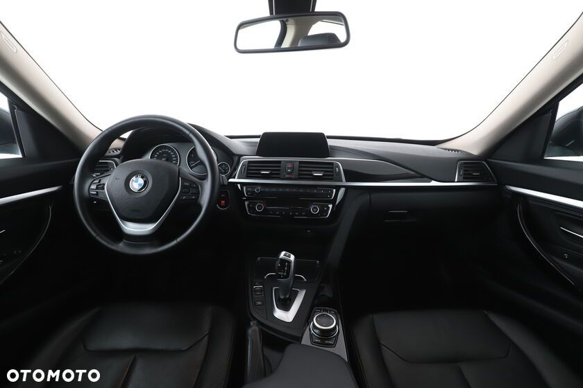 BMW Seria 3 320d Edition Luxury Line Purity - 10