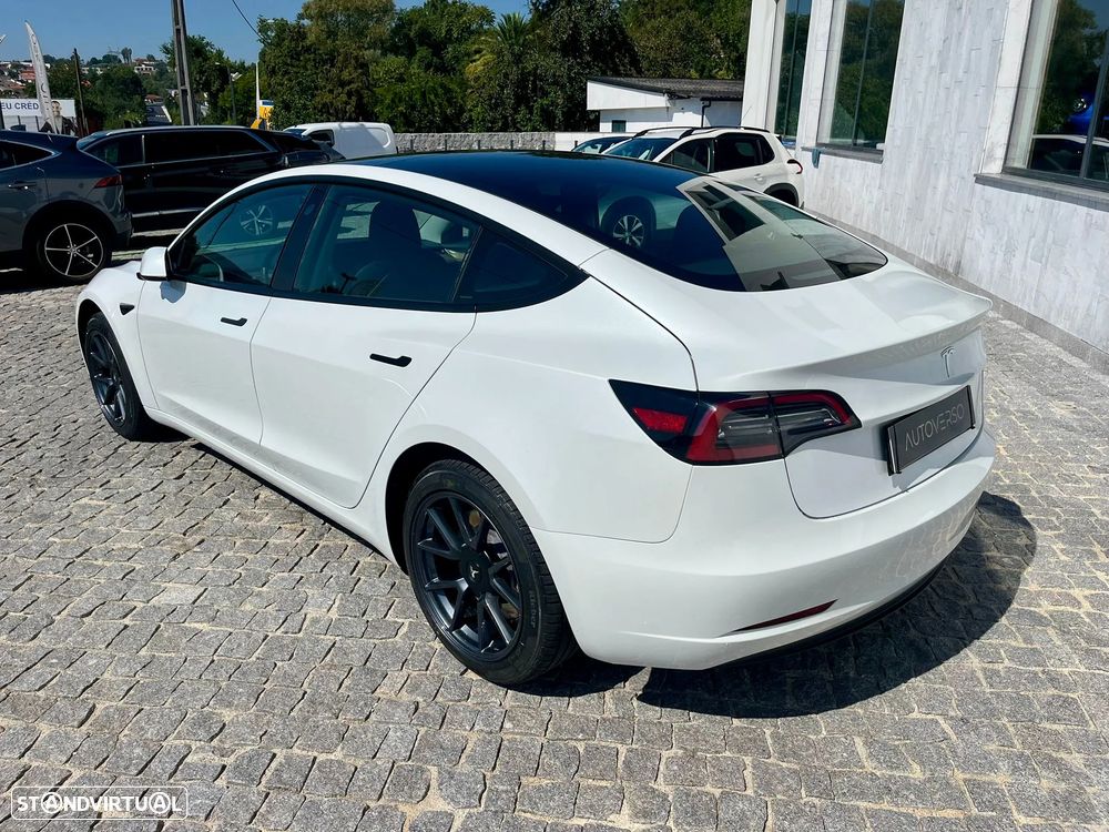 Tesla Model 3 Long-Range RWD - 9