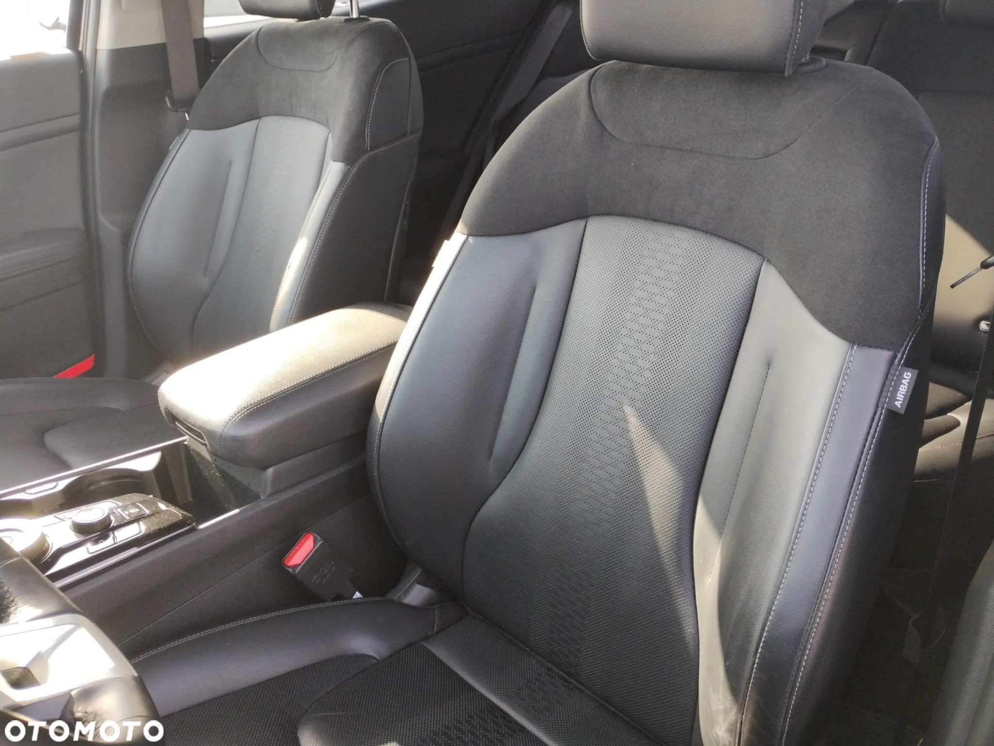 Kia Sportage 1.6 T-GDI HEV Business Line 2WD - 11