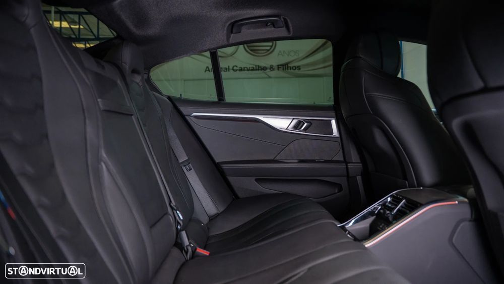 BMW 840 Gran Coupé d xDrive Pack M - 17