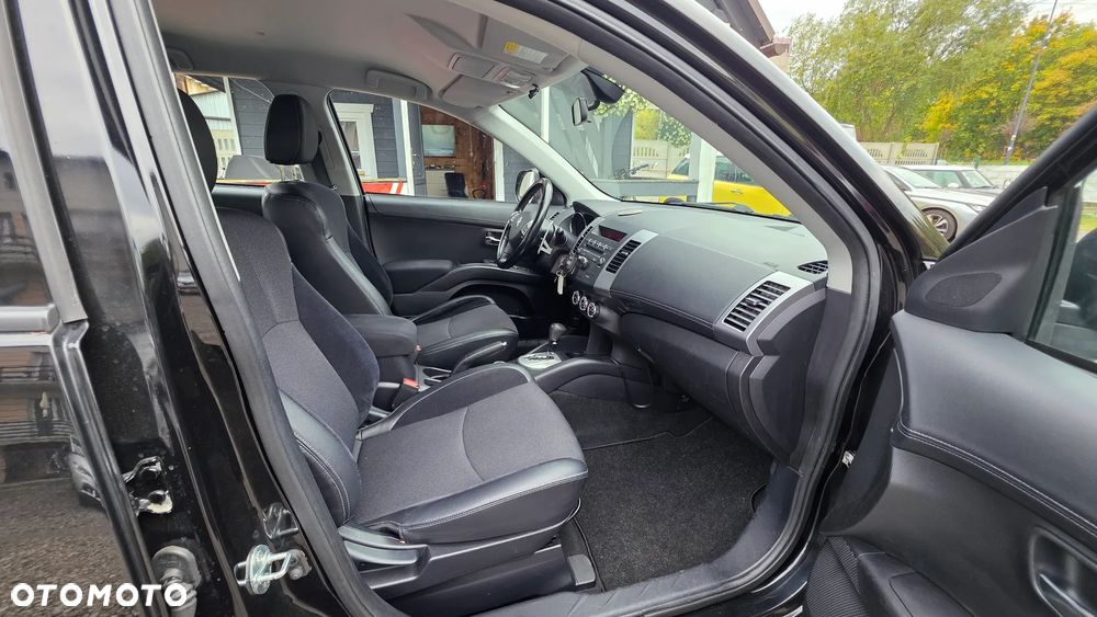 Citroën C-Crosser 2.4i CVT Exclusive - 7